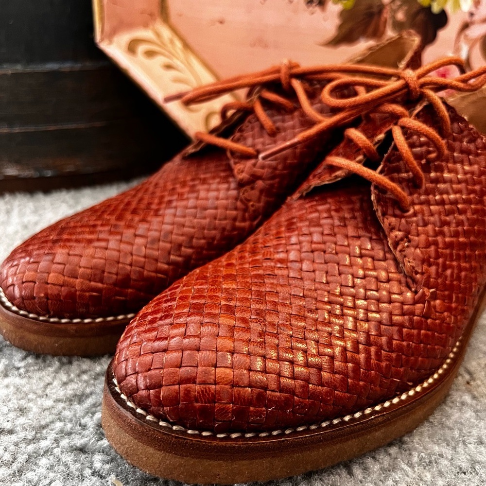 Allen K woven WOMENS size 7.5 shoes made in Denmark